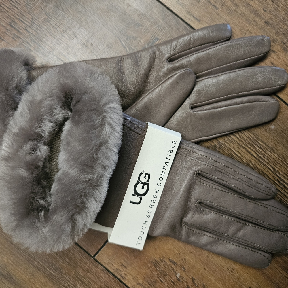 UGG Gray Gloves with Fur Trim and Soft Suede Material